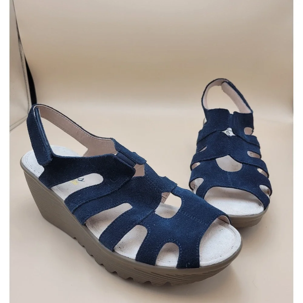 Skechers Navy Suede Wedge Slingback Sandals Womens 8.5M Strappy Memory Foam NWOT